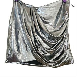 DO+BE Silver metallic draped mini skirt. Size M NWT